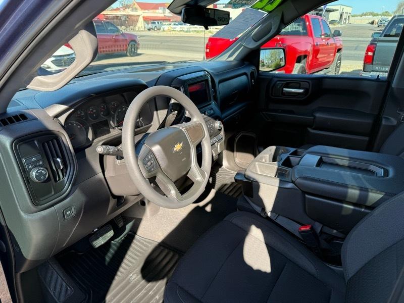 Chevrolet Silverado 1500 Custom Crew Cab 2WD 2022