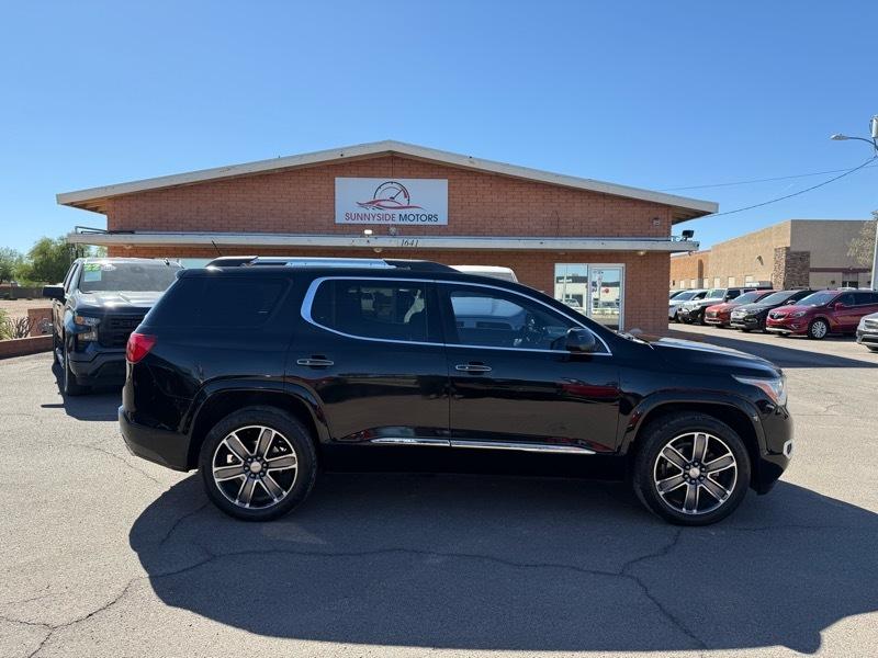 GMC Acadia Denali 2019