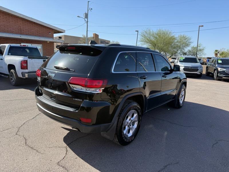 Jeep Grand Cherokee Laredo E 4WD 2021