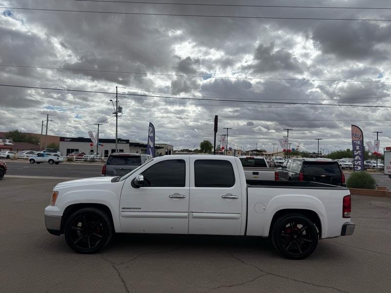 GMC Sierra 1500 SLE Crew Cab 2WD 2010