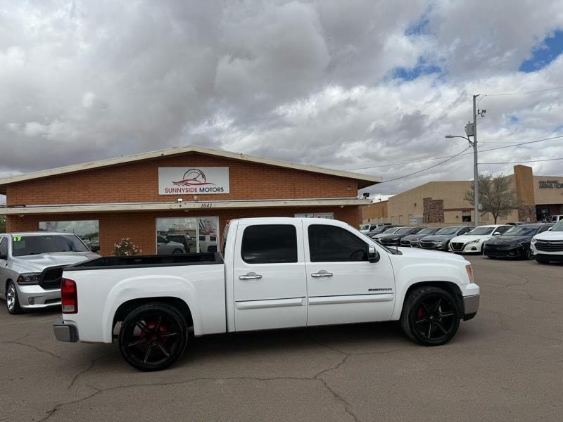 GMC Sierra 1500 SLE Crew Cab 2WD 2010