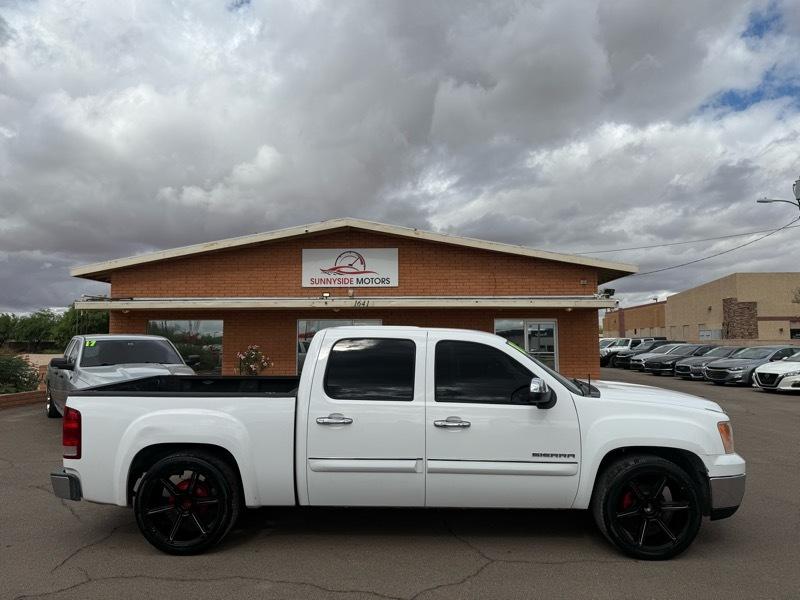 GMC Sierra 1500 SLE Crew Cab 2WD 2010