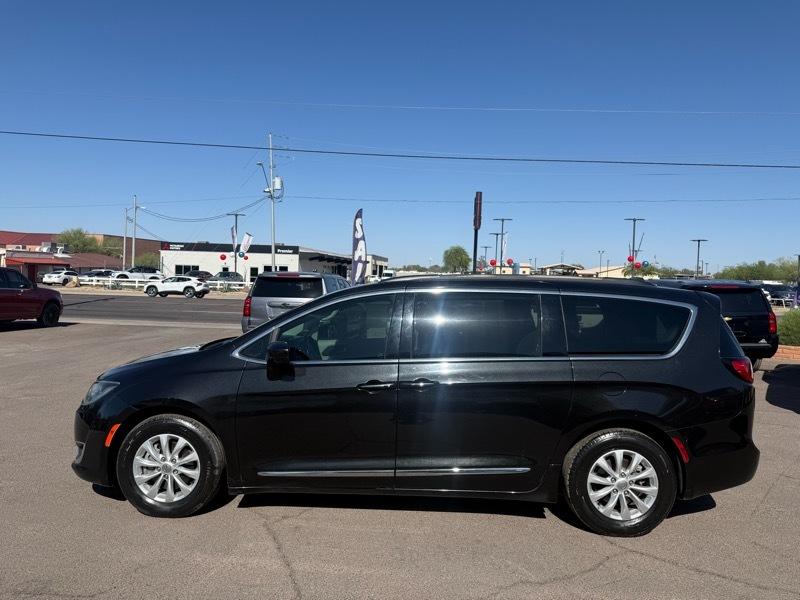 Chrysler Pacifica Touring-L 2017
