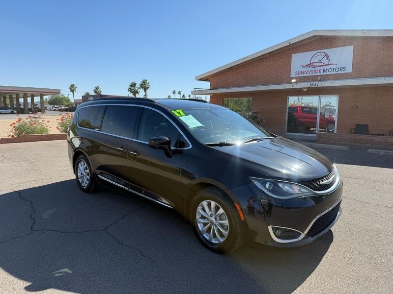 Chrysler Pacifica Touring-L 2017