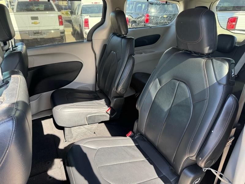 Chrysler Pacifica Touring-L 2017