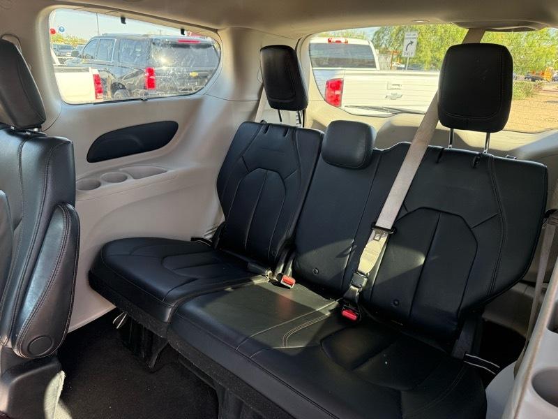Chrysler Pacifica Touring-L 2017