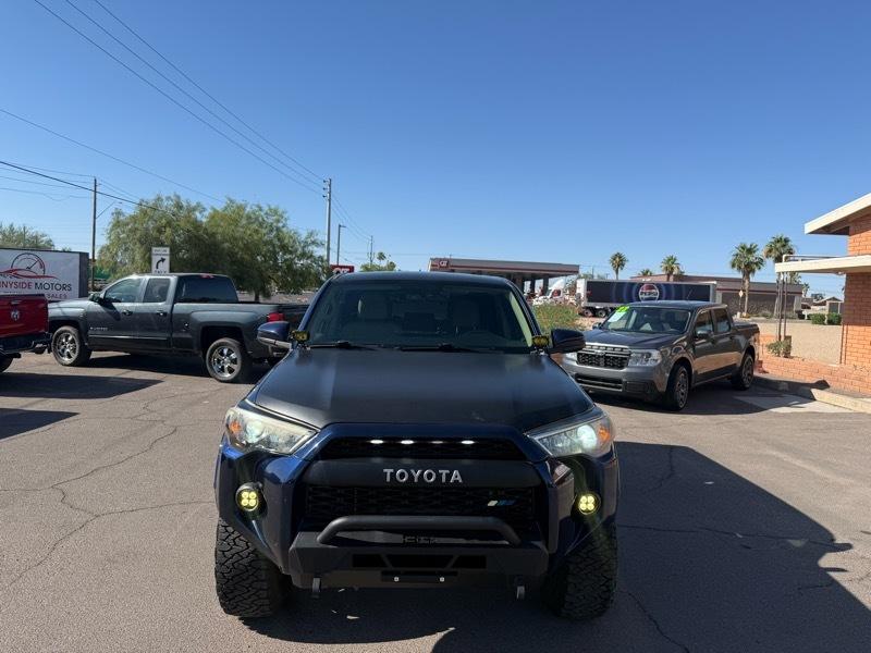 Toyota 4Runner SR5 4WD 2014