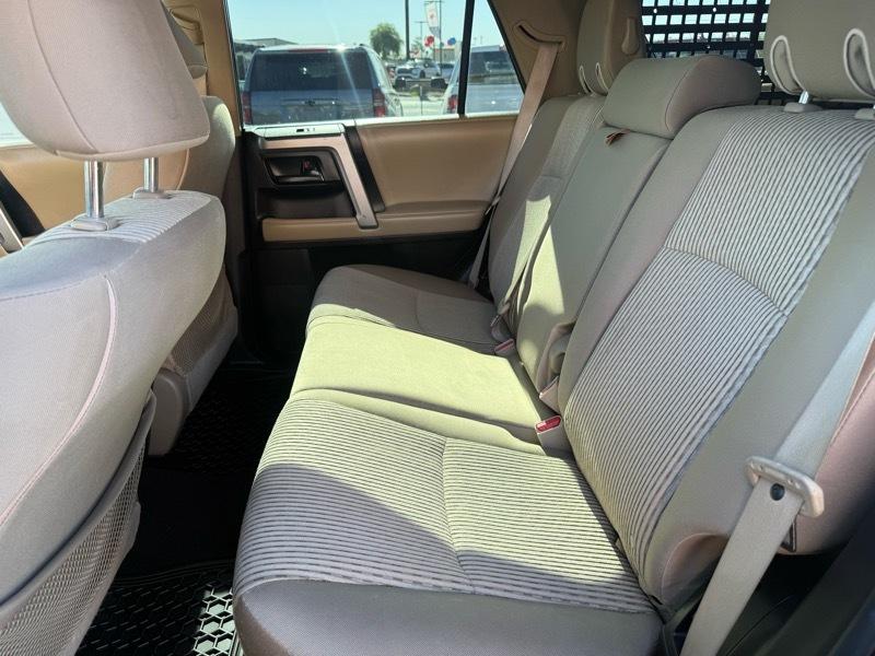 Toyota 4Runner SR5 4WD 2014