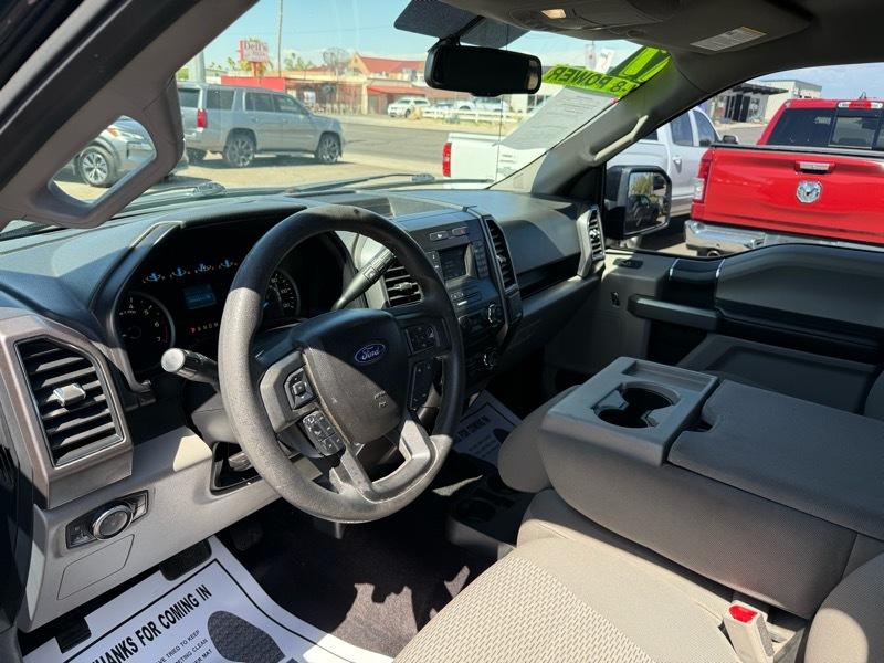 Ford F-150 XLT 2WD 2017