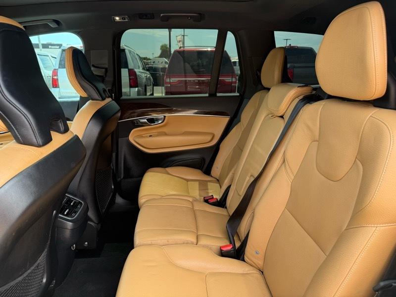 Volvo XC90 T6 Momentum AWD 2019