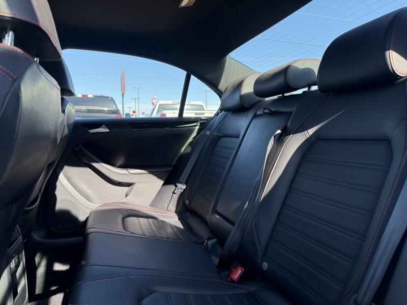 Volkswagen Jetta 2.0T GLI 6A 2017