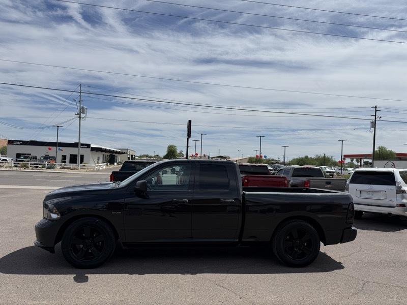 RAM 1500 Tradesman Quad Cab 2WD 2017