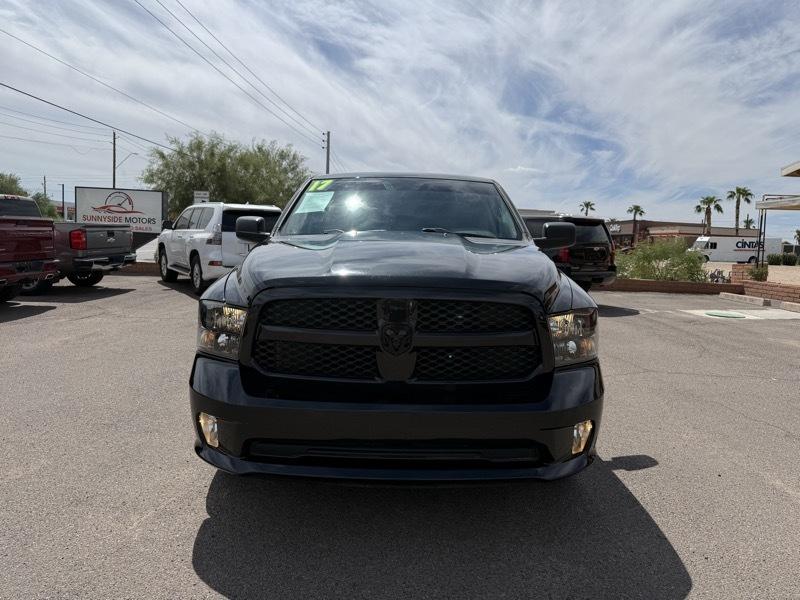 RAM 1500 Tradesman Quad Cab 2WD 2017