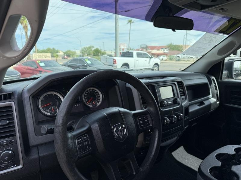 RAM 1500 Tradesman Quad Cab 2WD 2017