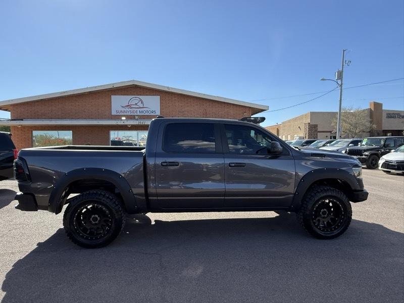 RAM 1500 Laramie Crew Cab SWB 2WD 2020