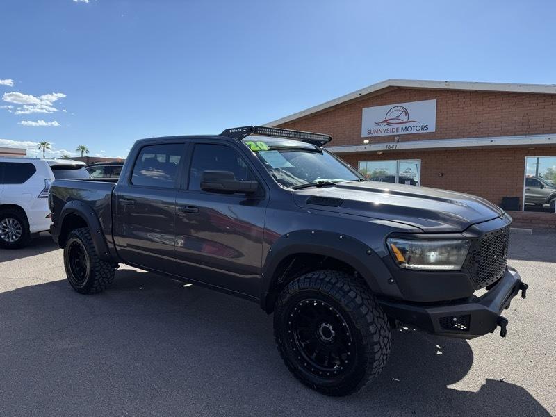 RAM 1500 Laramie Crew Cab SWB 2WD 2020