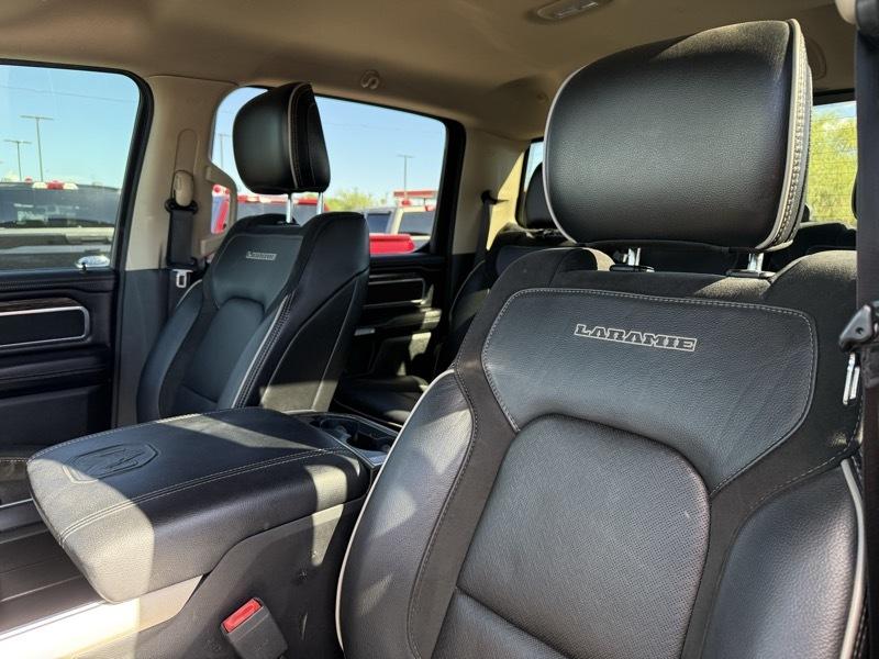 RAM 1500 Laramie Crew Cab SWB 2WD 2020