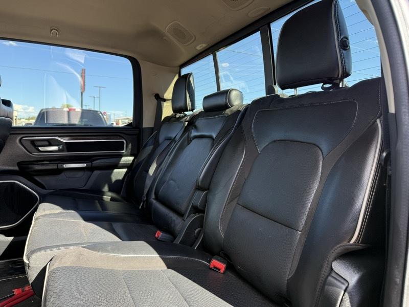 RAM 1500 Laramie Crew Cab SWB 2WD 2020