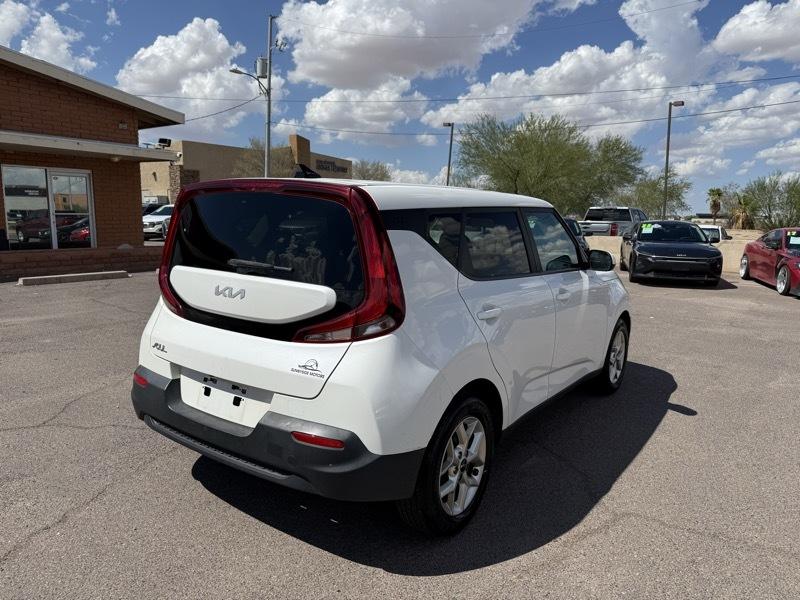 Kia Soul LX CVT 2022