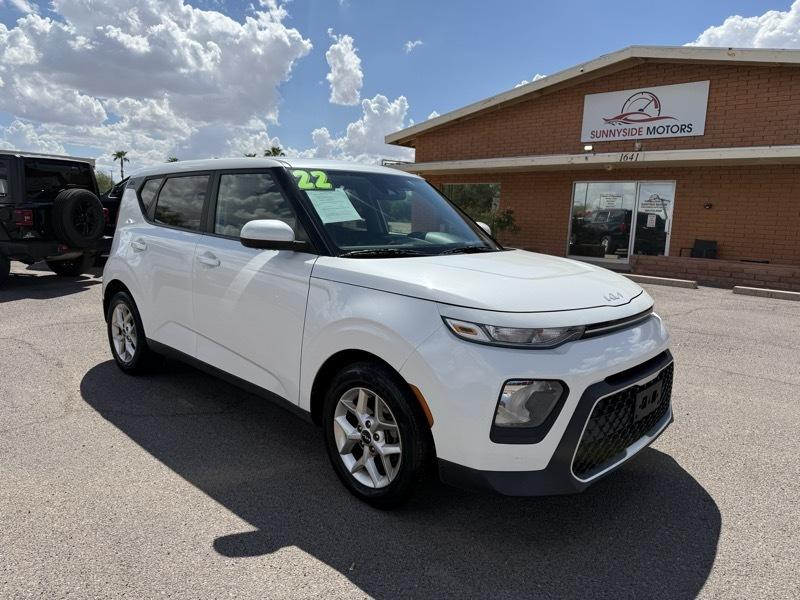 Kia Soul LX CVT 2022