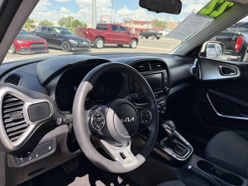 Kia Soul LX CVT 2022