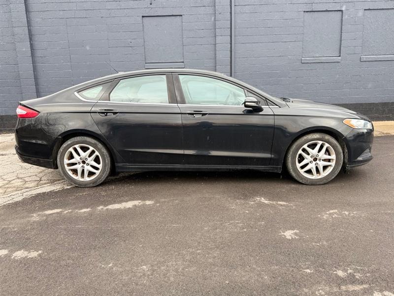 2014 Ford Fusion SE - Photo 6