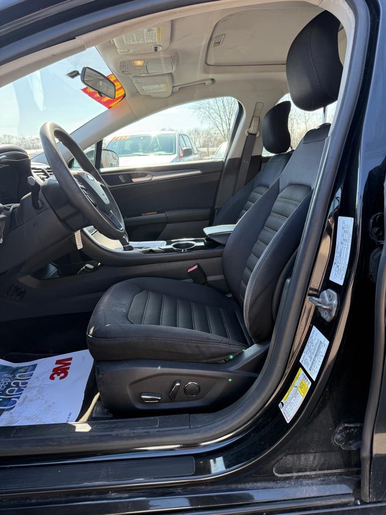 2014 Ford Fusion SE - Photo 10