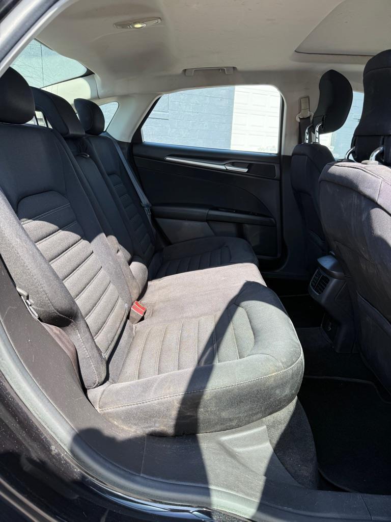 2014 Ford Fusion SE - Photo 14