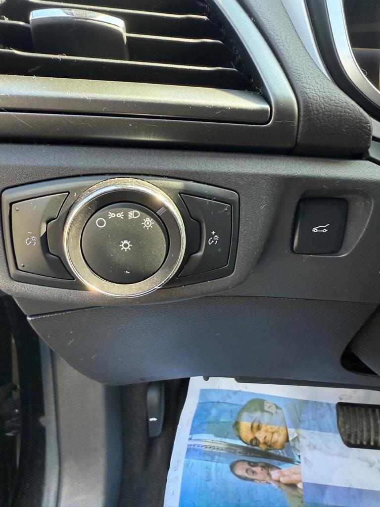 2014 Ford Fusion SE - Photo 16