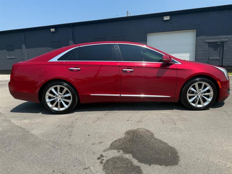 Cadillac XTS  2014