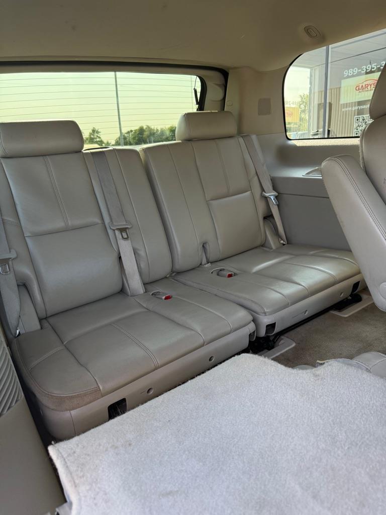 Chevrolet Tahoe  2011