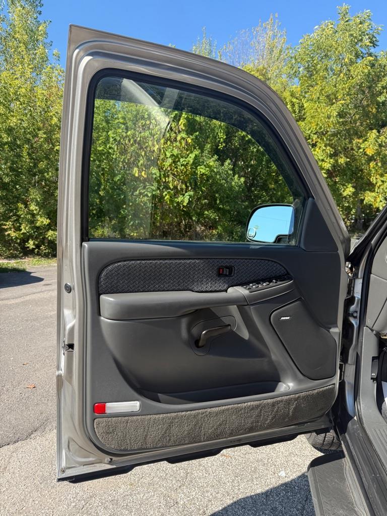 Chevrolet Avalanche  2003 Chevrolet Avalanche  2003