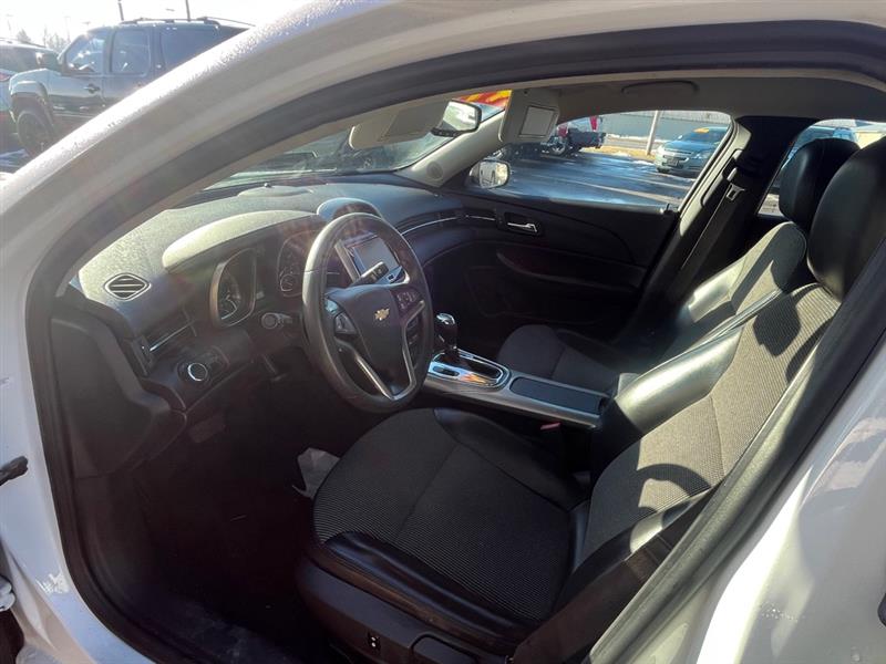 Chevrolet Malibu  2013