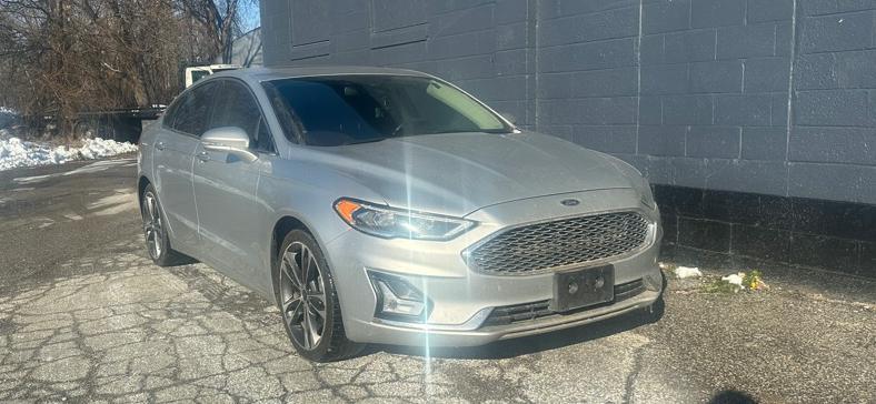 2019 Ford Fusion Titanium's photo