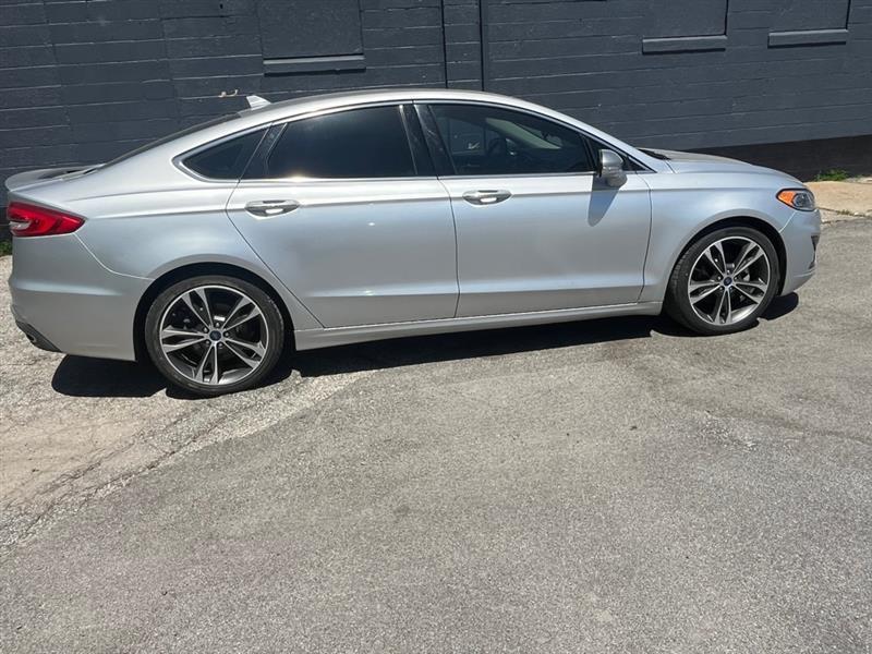 Ford Fusion  2019