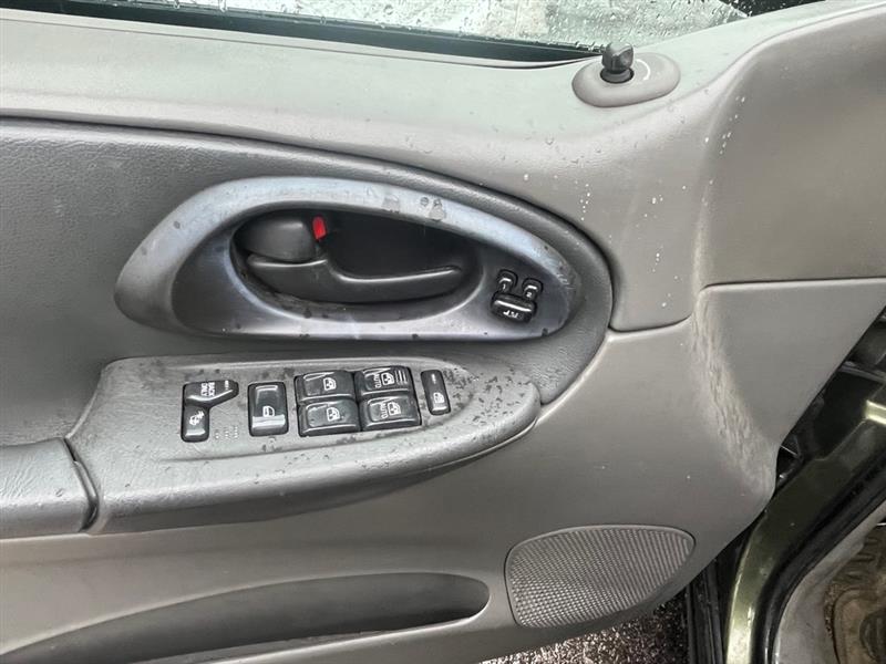 Chevrolet TrailBlazer  2002