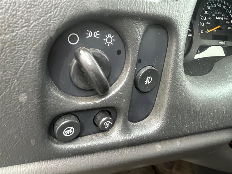 Chevrolet TrailBlazer  2002