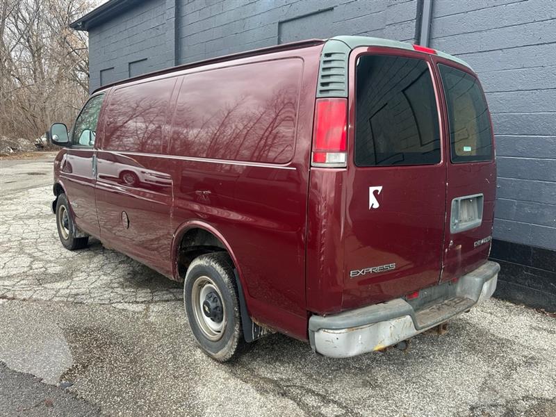 Chevrolet Express  2001