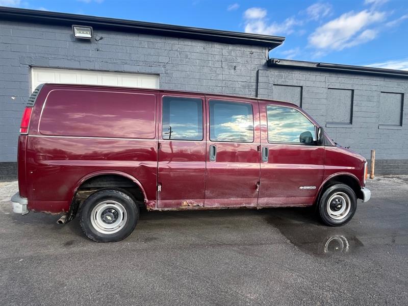 Chevrolet Express  2001