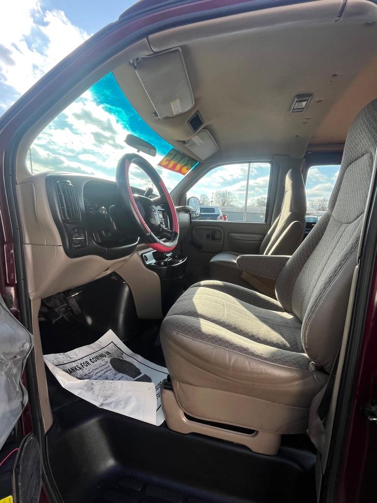 Chevrolet Express  2001