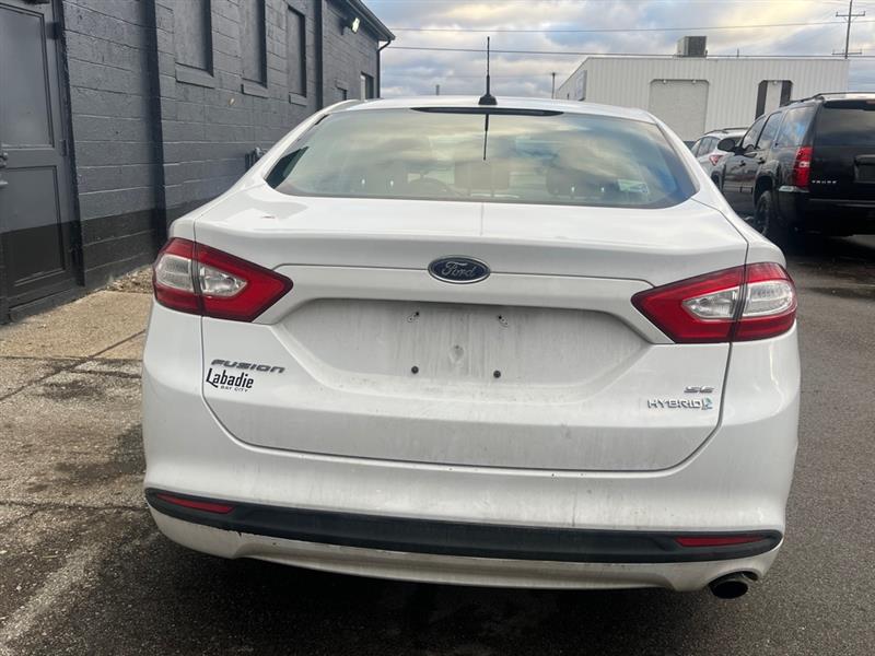 Ford Fusion Hybrid  2013