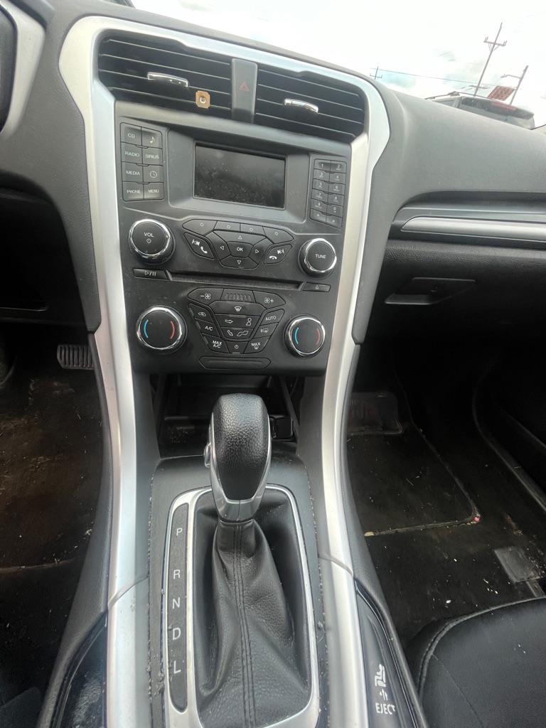 Ford Fusion Hybrid  2013