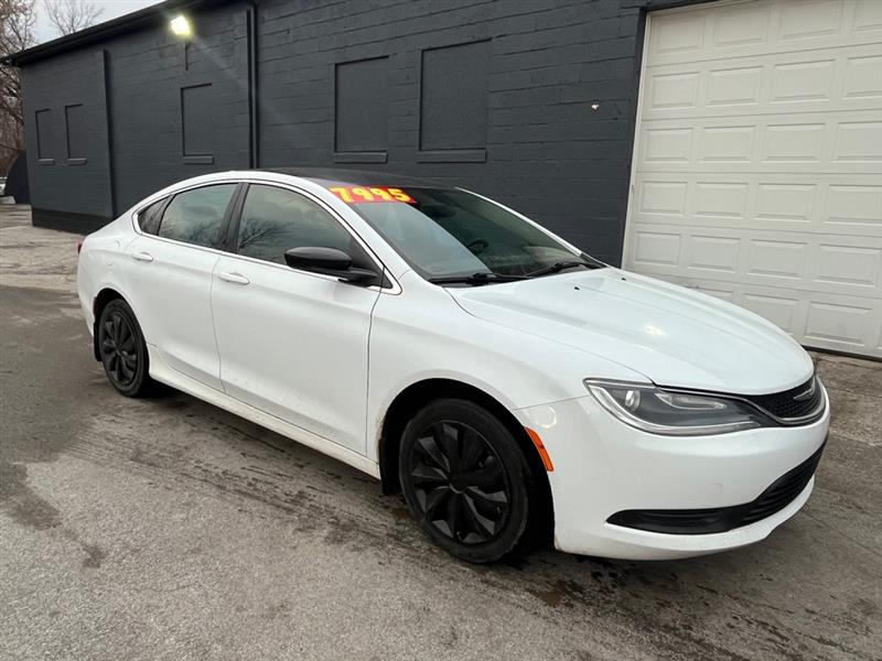 Chrysler 200  2015