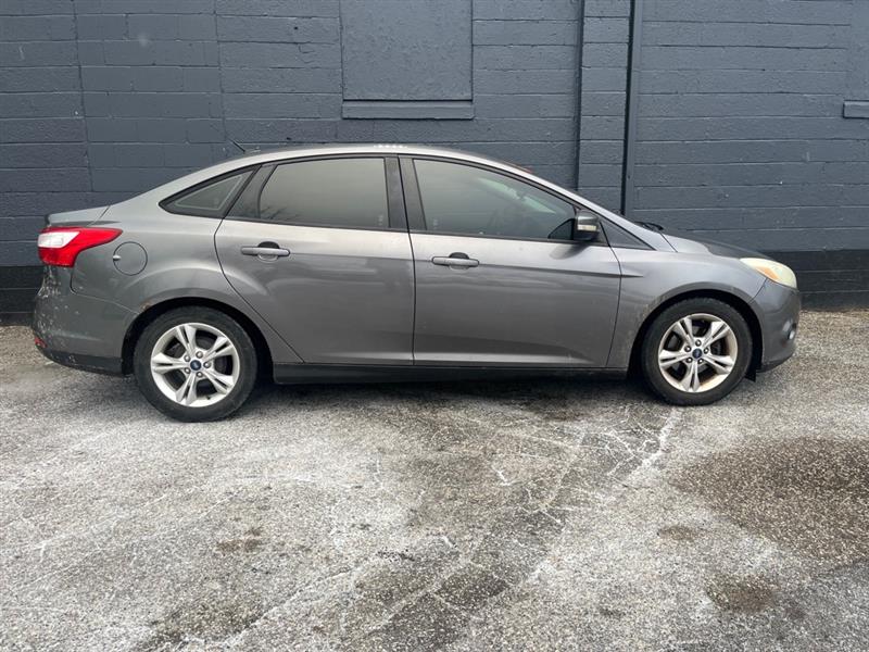 Ford Focus  2014