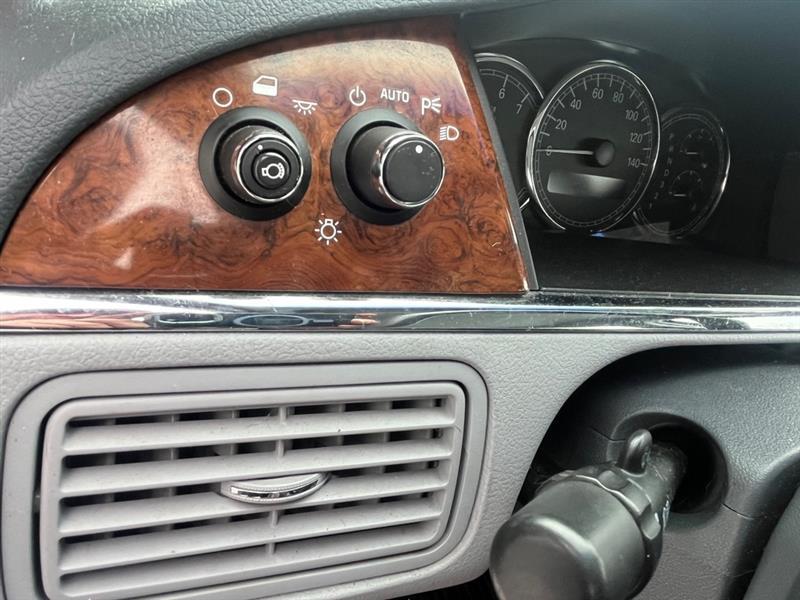 Buick LaCrosse  2006