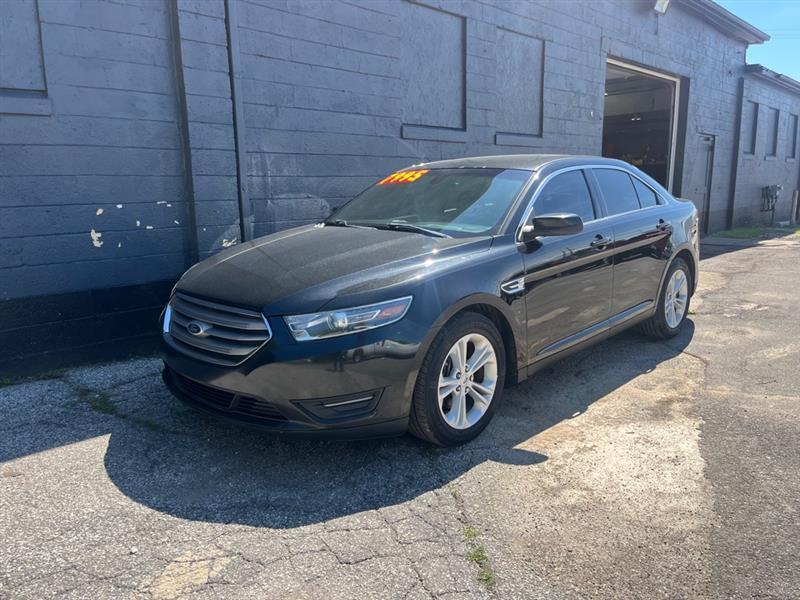Ford Taurus  2015