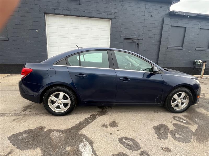 Chevrolet Cruze  2011