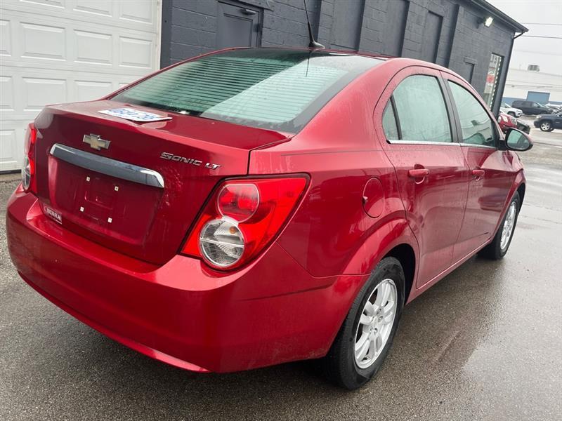Chevrolet Sonic LT 2012