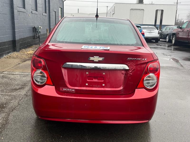 Chevrolet Sonic LT 2012