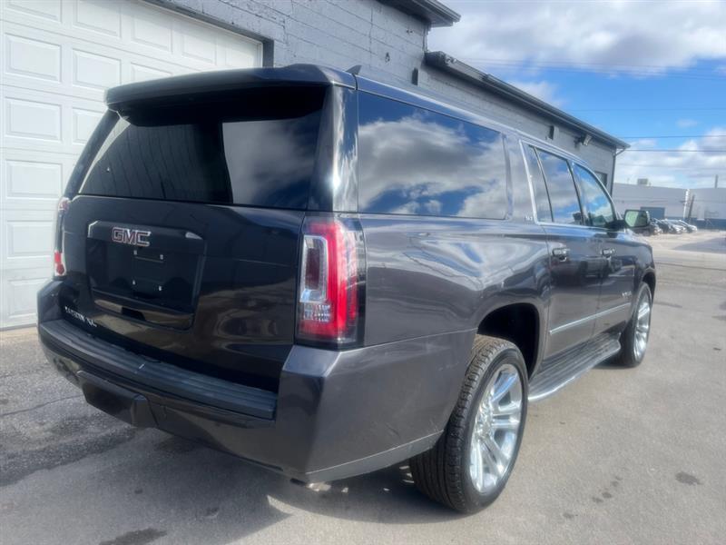 GMC Yukon XL  2017